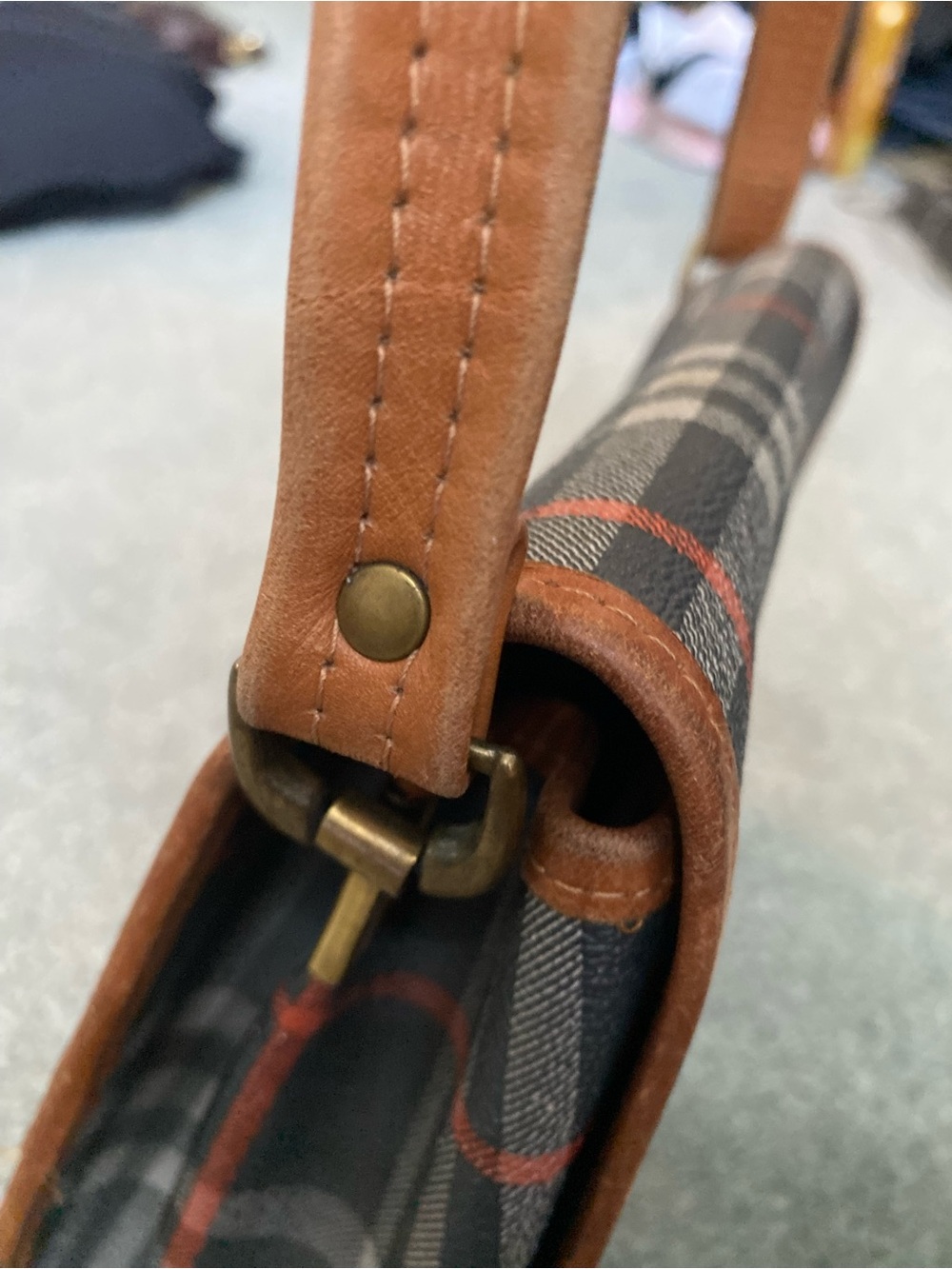 Vintage Burberry Saddle Bag (Made in England) - Picture 15 of 15
